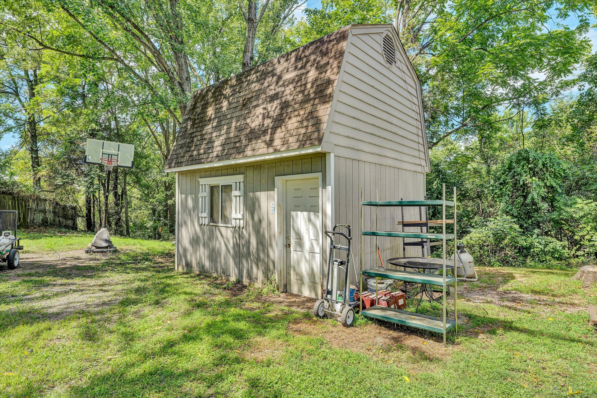 8402 Brubaker DR - Photo 37