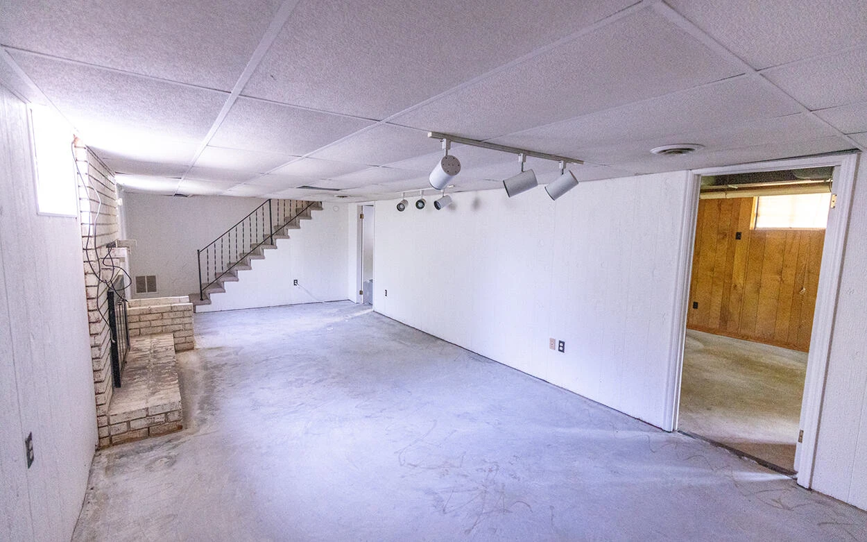 432 N Market ST - Photo 22