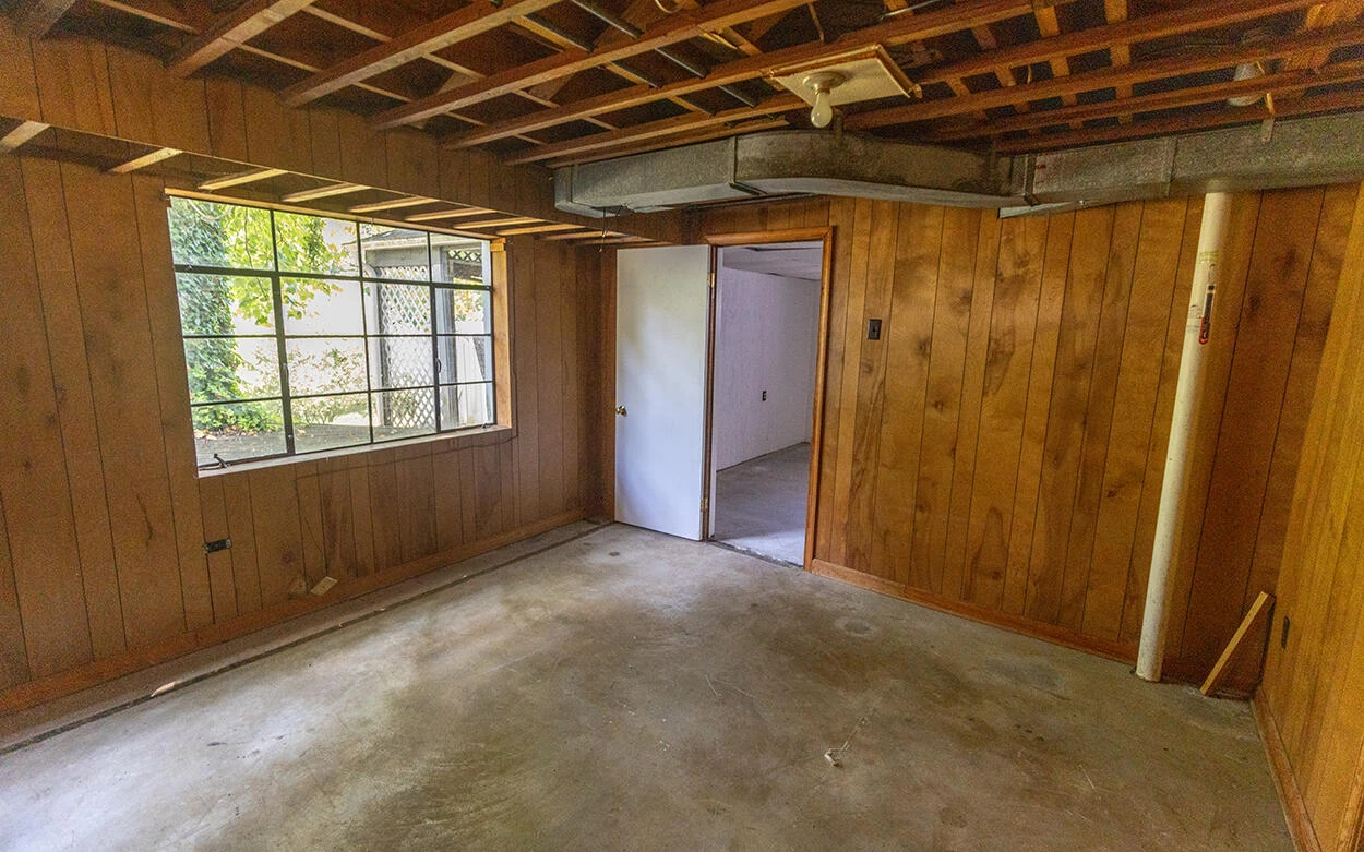 432 N Market ST - Photo 3