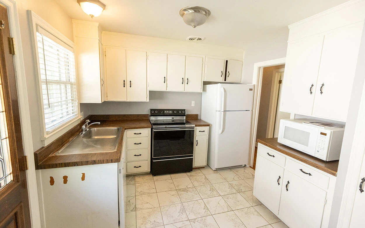 432 N Market ST - Photo 4