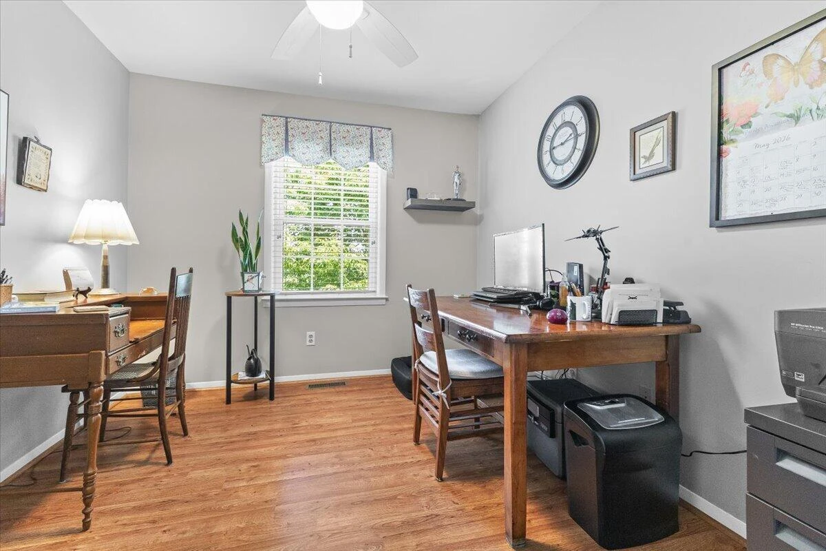 4522 Andover CT - Photo 14