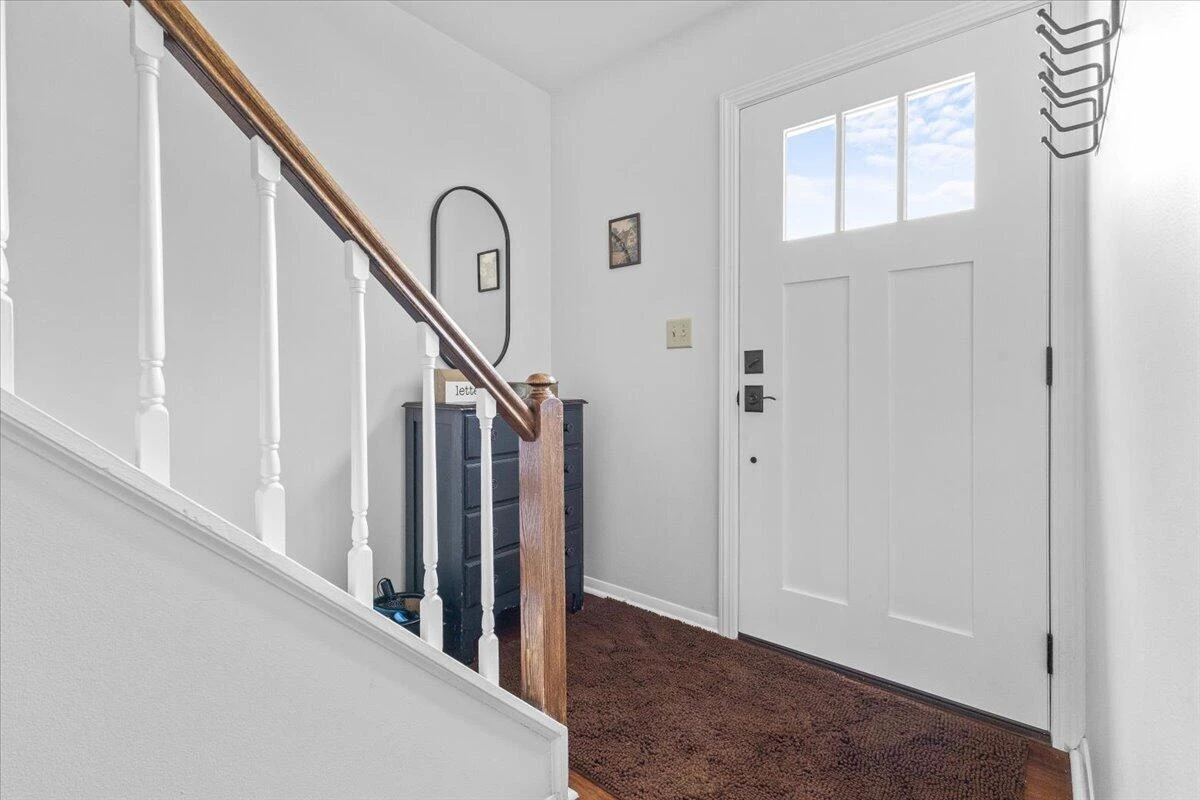 4522 Andover CT - Photo 3