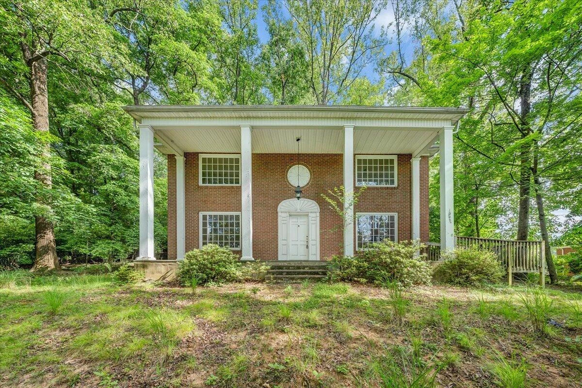 1009 Hardy RD - Photo 2