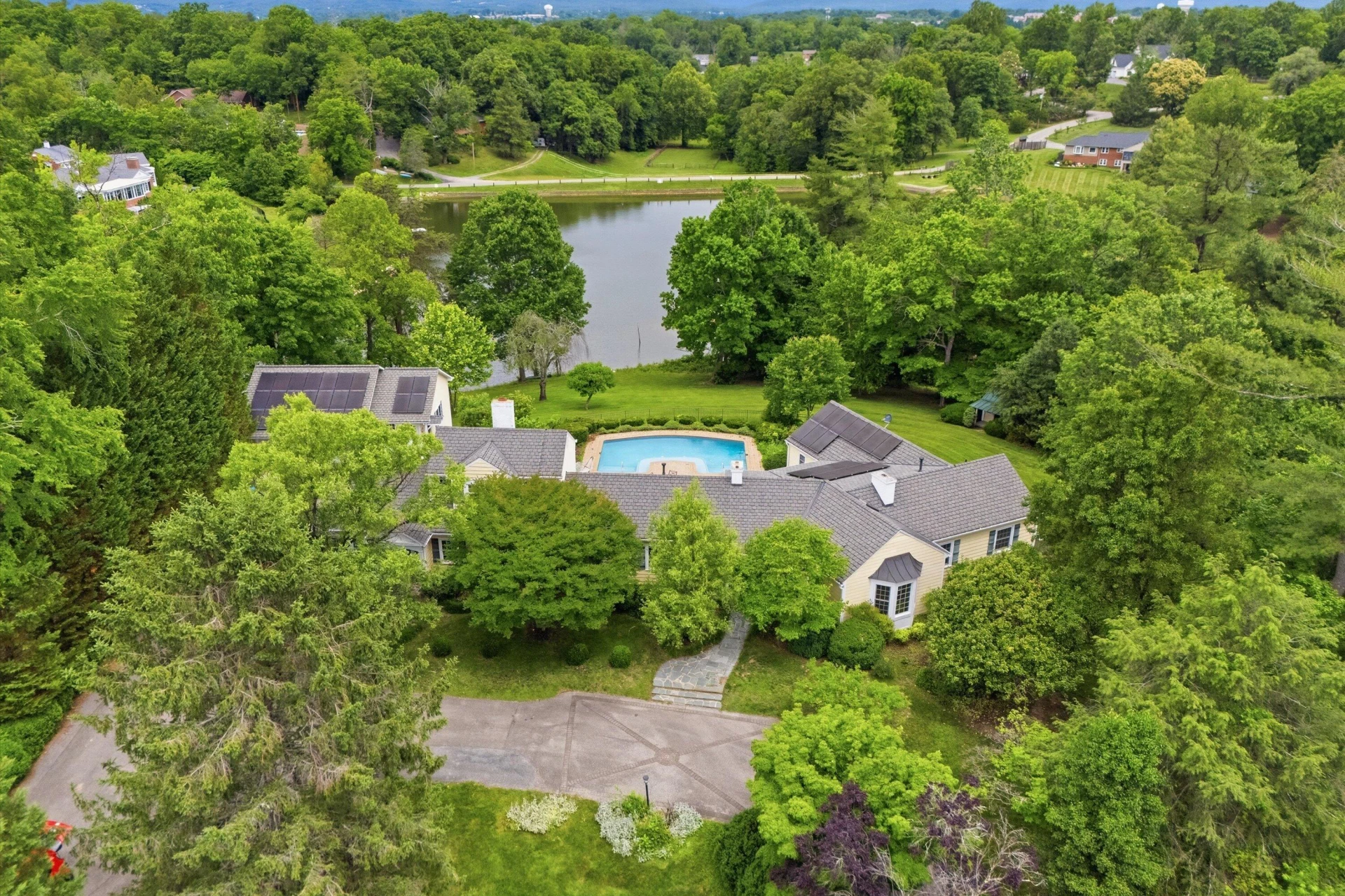 3957 S Lake DR SW - Photo 64