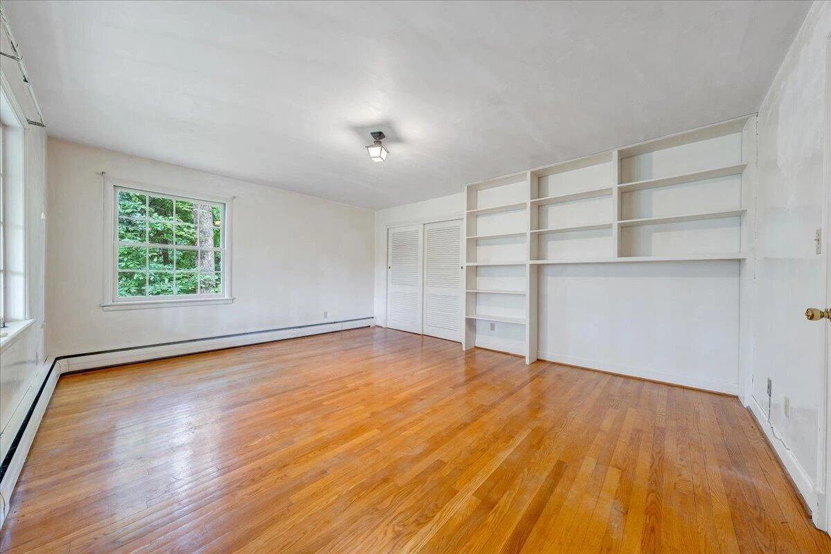 1009 Hardy RD - Photo 29