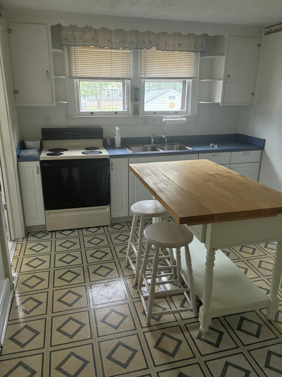 1708 Eddy AVE - Photo 11