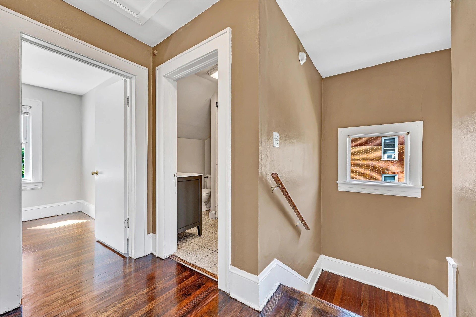 118 Lee AVE NE - Photo 15