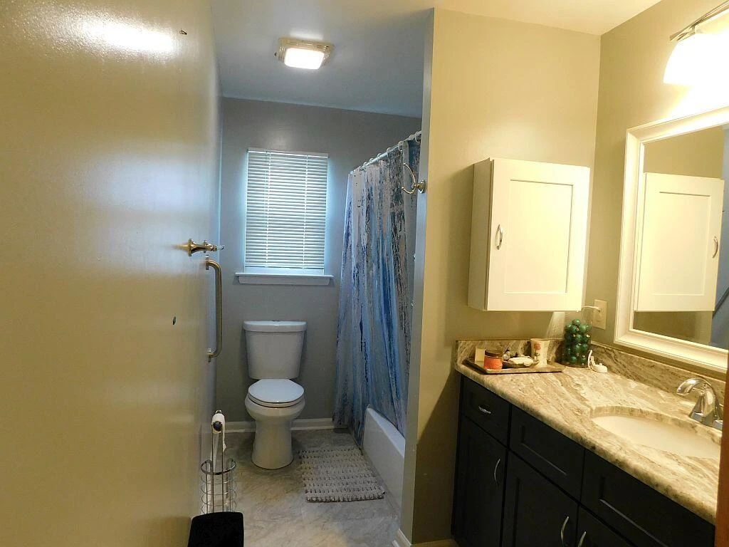 2846 Envoy DR - Photo 5