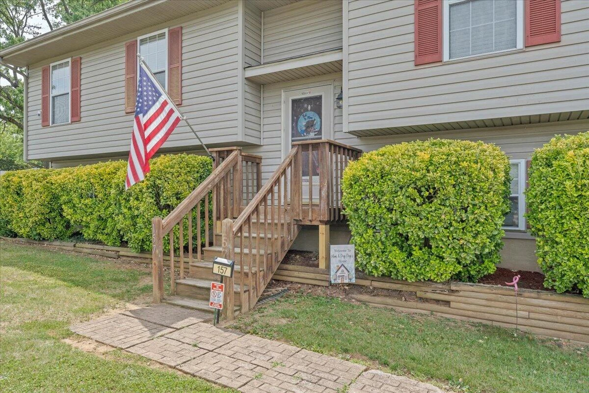 157 Clubhouse DR - Photo 2