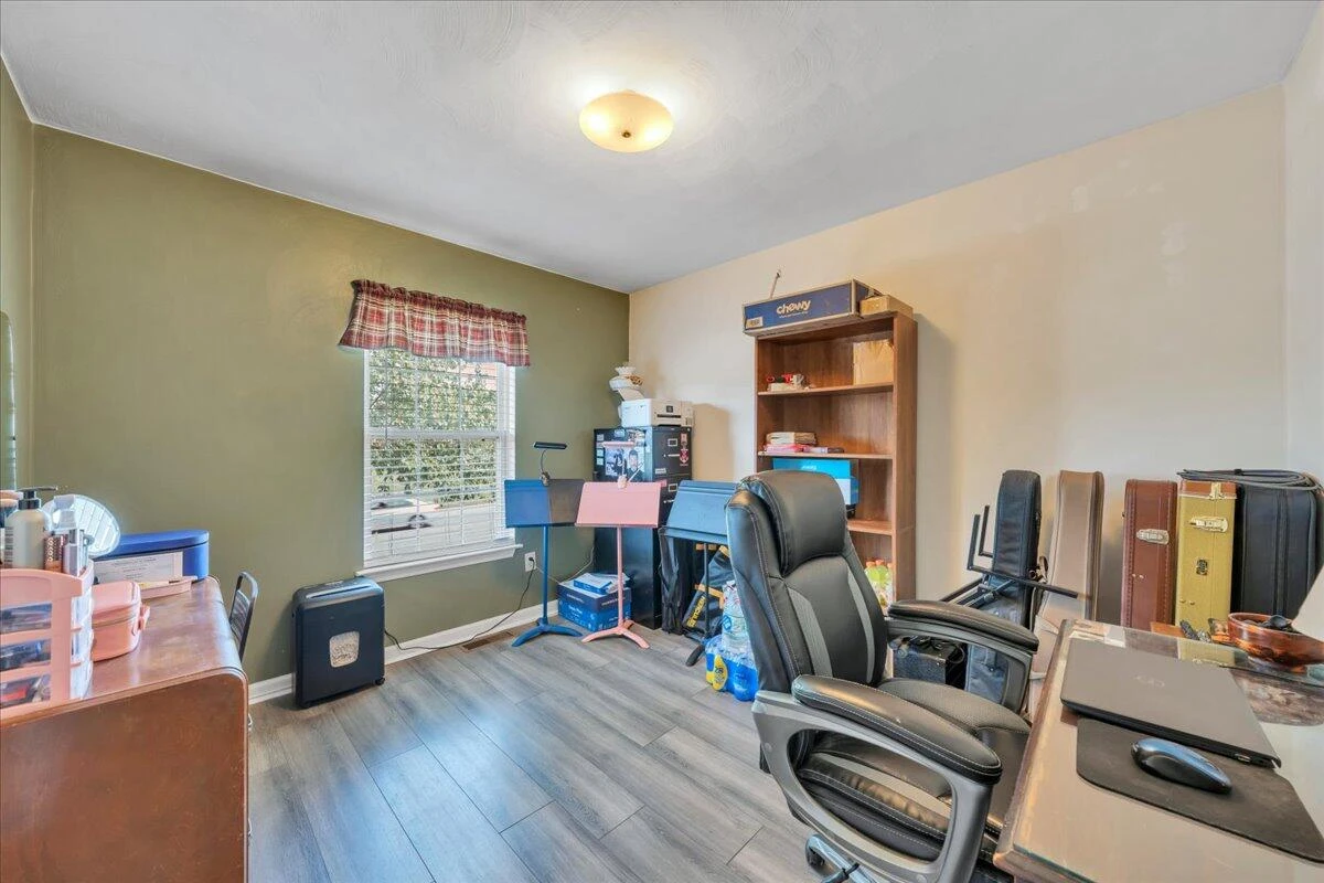157 Clubhouse DR - Photo 20