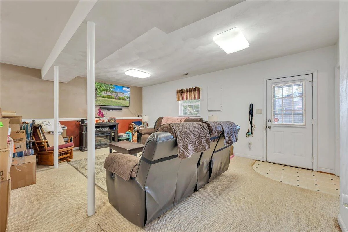 157 Clubhouse DR - Photo 22