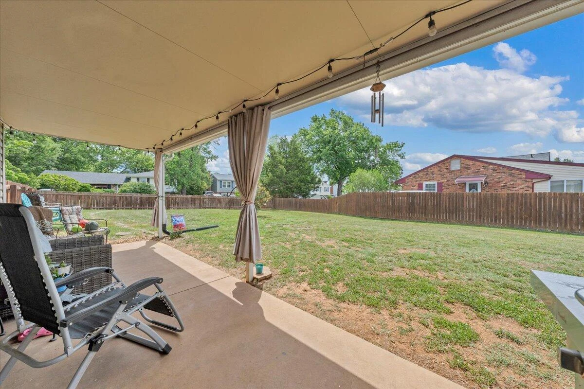 157 Clubhouse DR - Photo 34