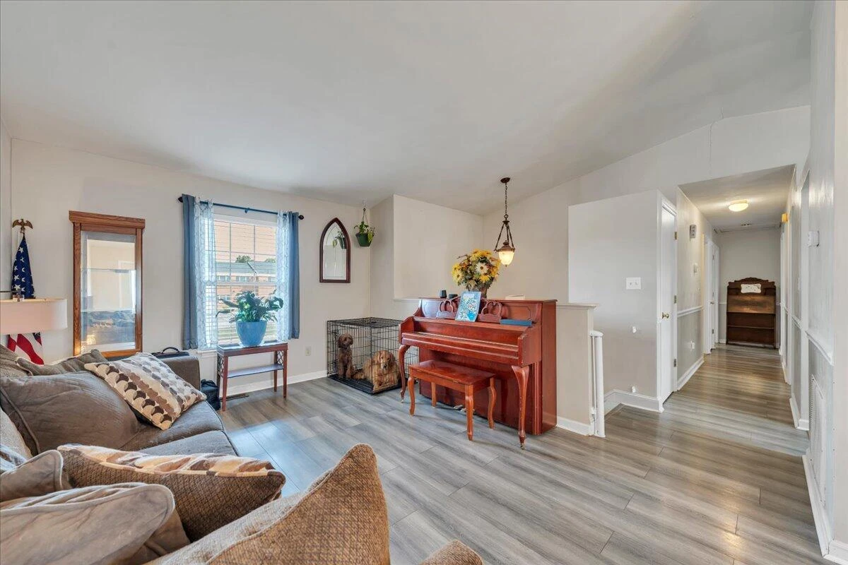 157 Clubhouse DR - Photo 6