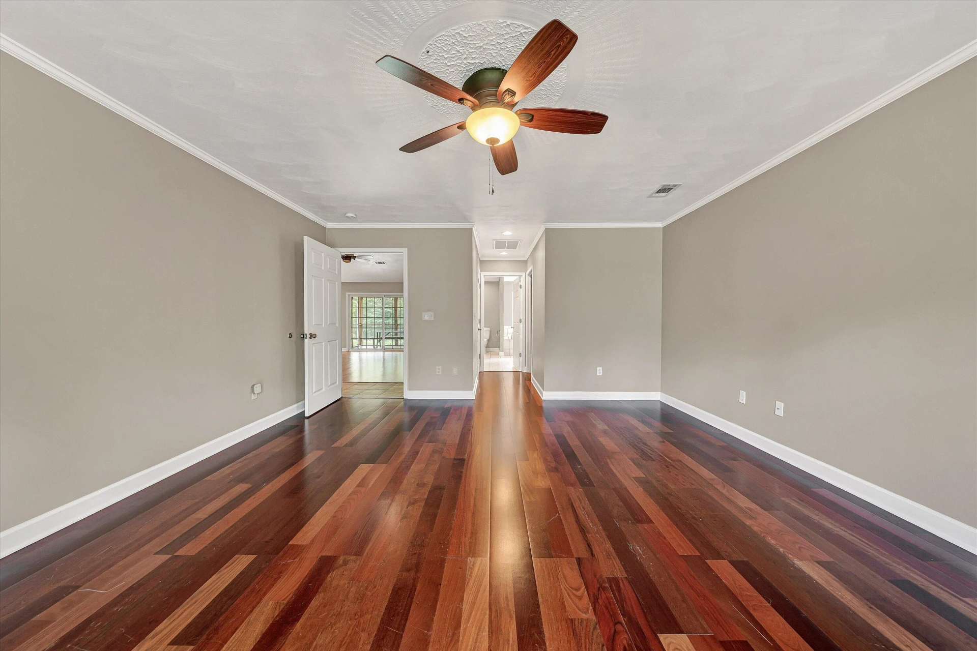1955 Poplar View RD - Photo 20