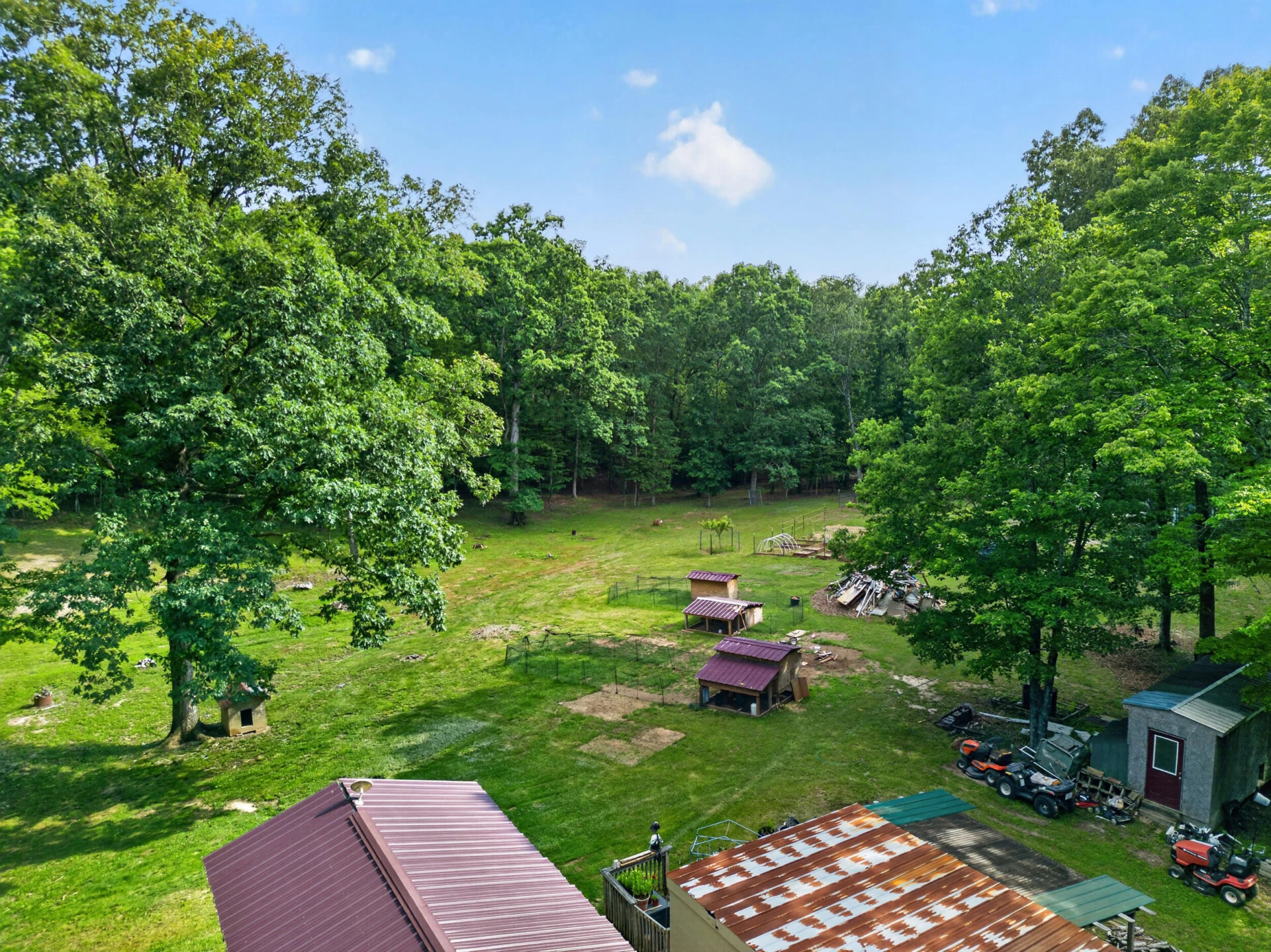 1086 Bugg Hollow LN - Photo 39