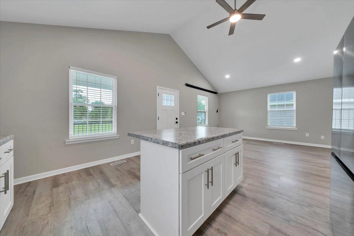1732 Marvin ST SE - Photo 13