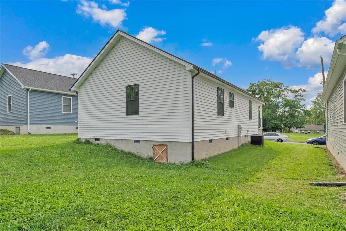 1732 Marvin ST SE - Photo 27