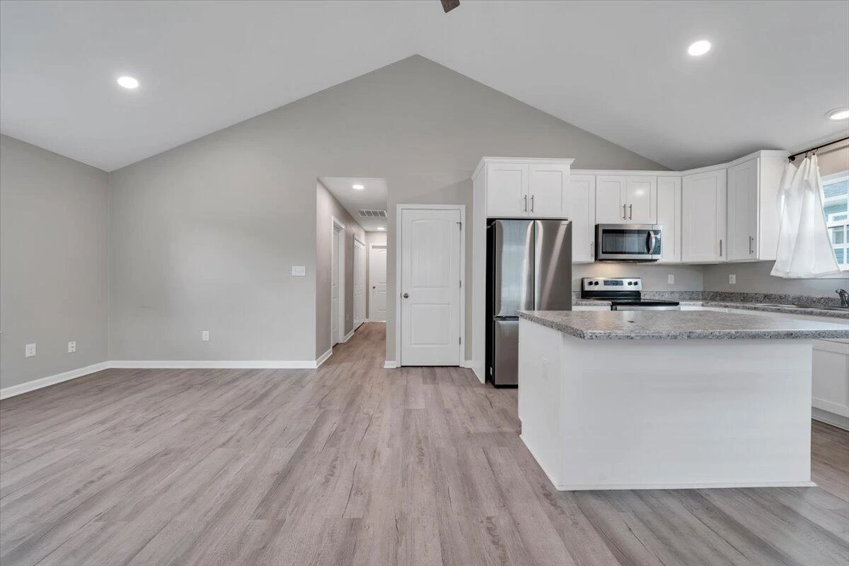 1732 Marvin ST SE - Photo 4