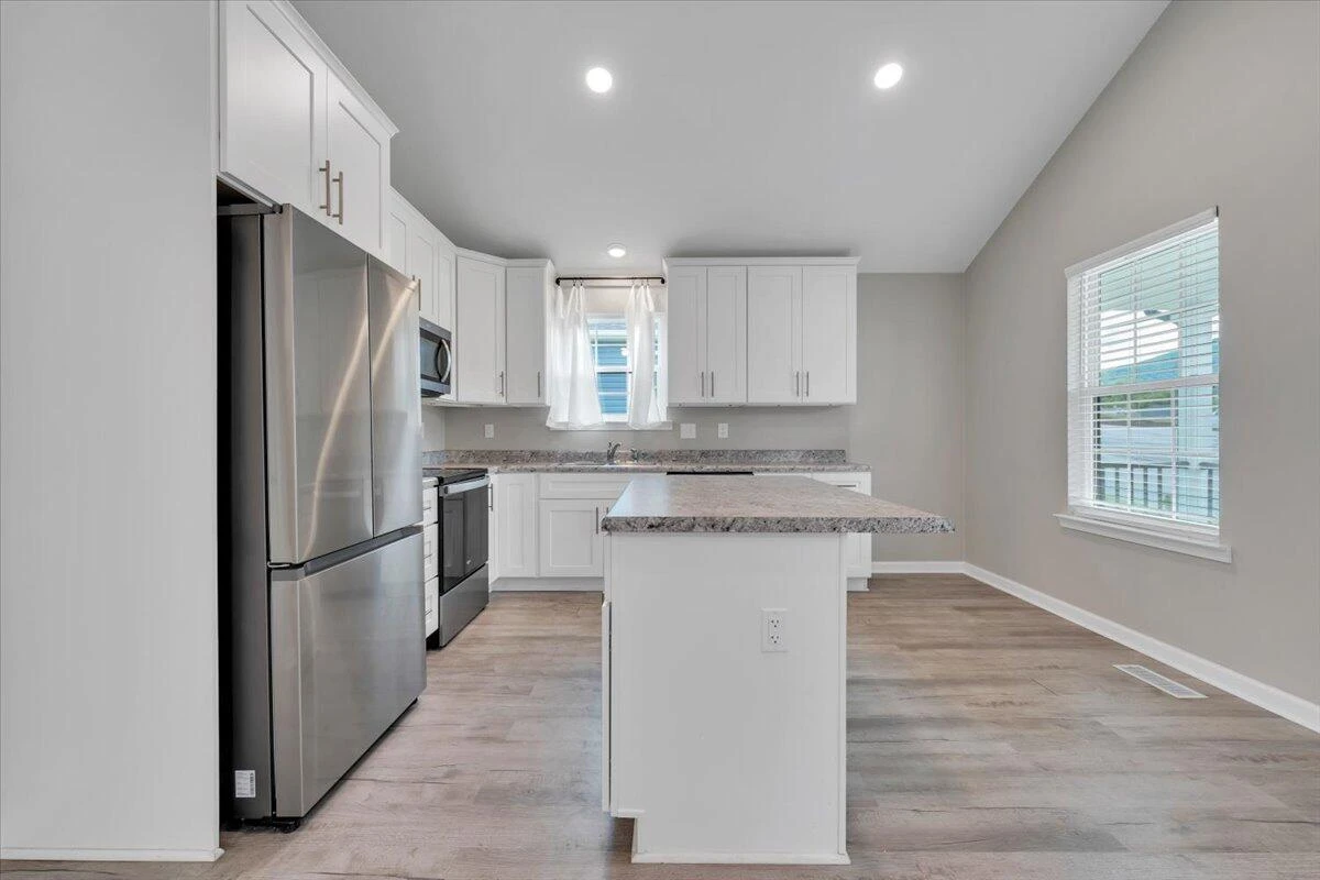 1732 Marvin ST SE - Photo 8