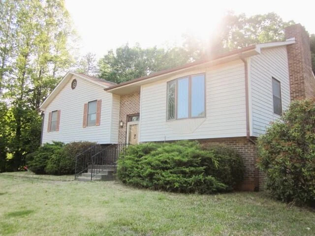 163 FOX CHASE DR - Photo 2