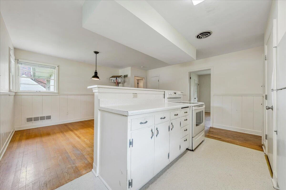 2725 Lofton RD SW - Photo 12