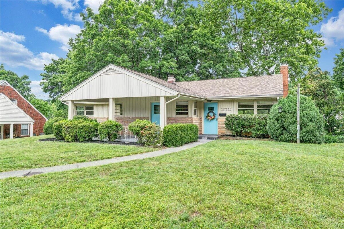 2725 Lofton RD SW - Photo 2