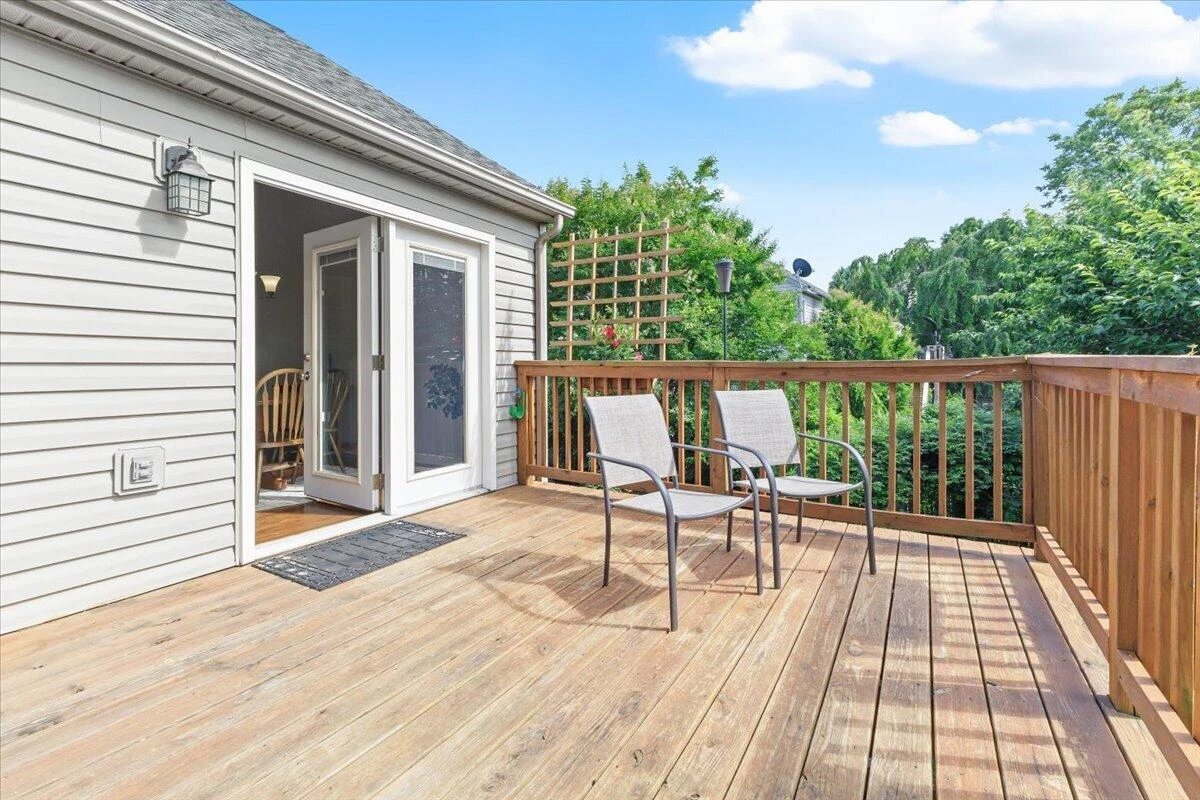 2105 Plum ST - Photo 11