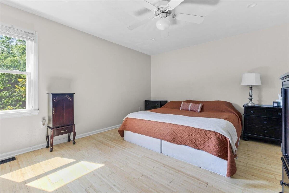 2105 Plum ST - Photo 21