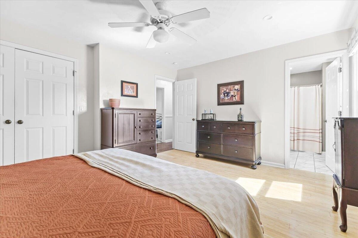 2105 Plum ST - Photo 22