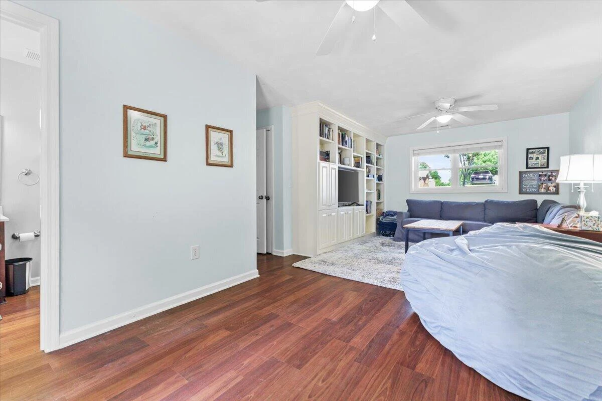2105 Plum ST - Photo 27