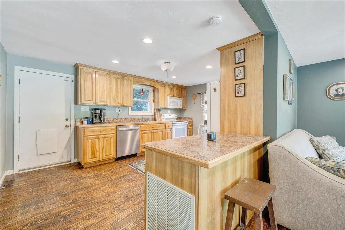 5774 Bradshaw RD - Photo 9