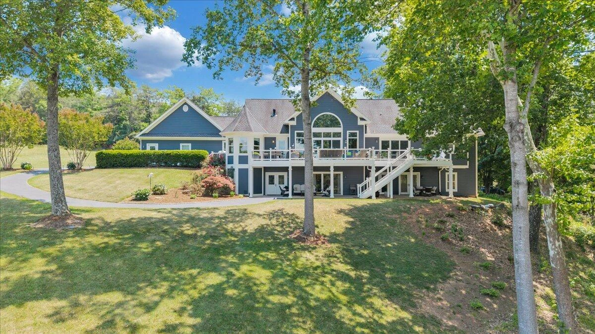 140 Peaks View DR