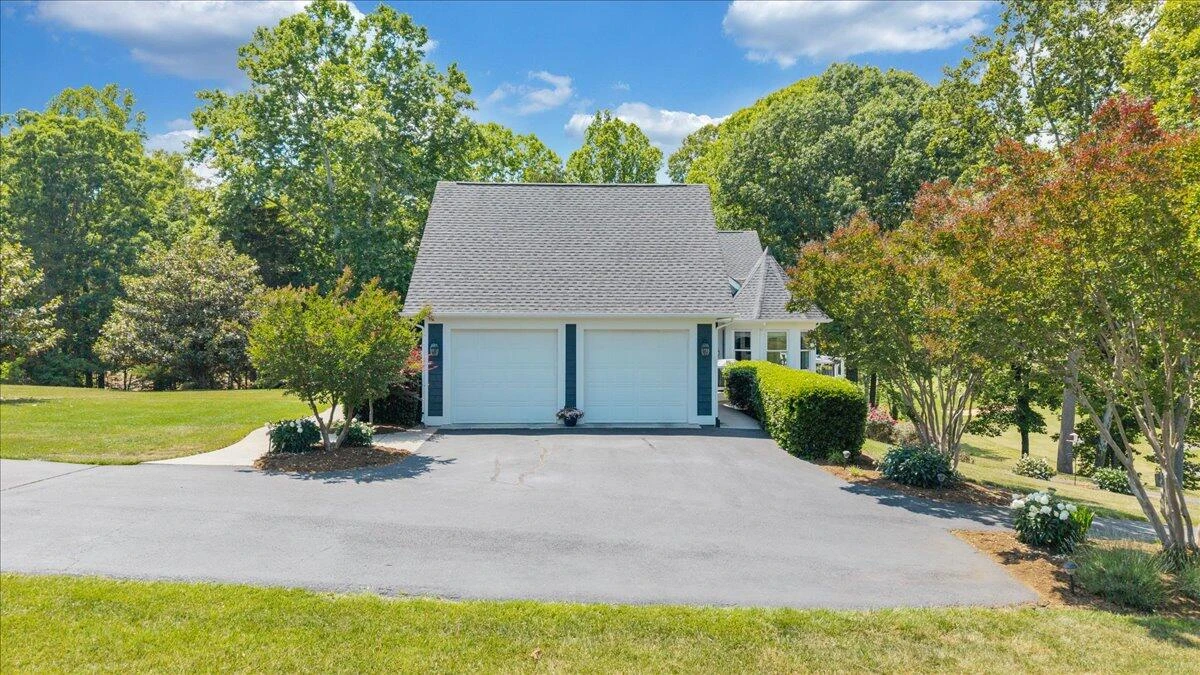 140 Peaks View DR - Photo 85