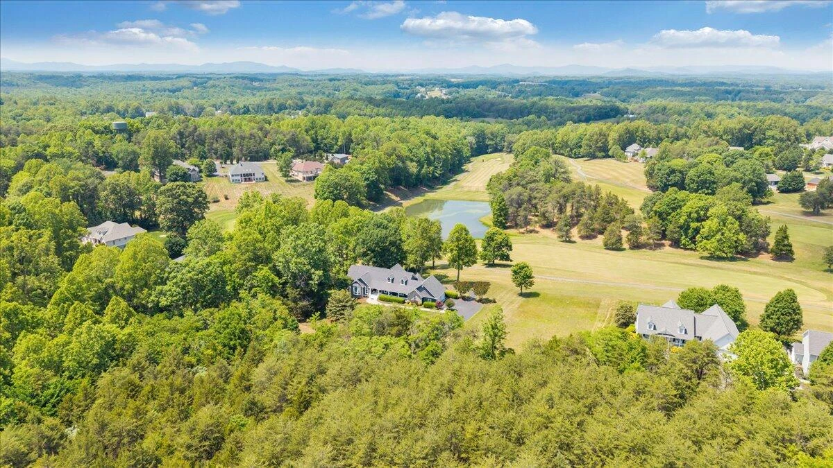 140 Peaks View DR - Photo 88