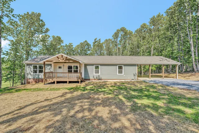 4924 Horseshoe Bend RD
