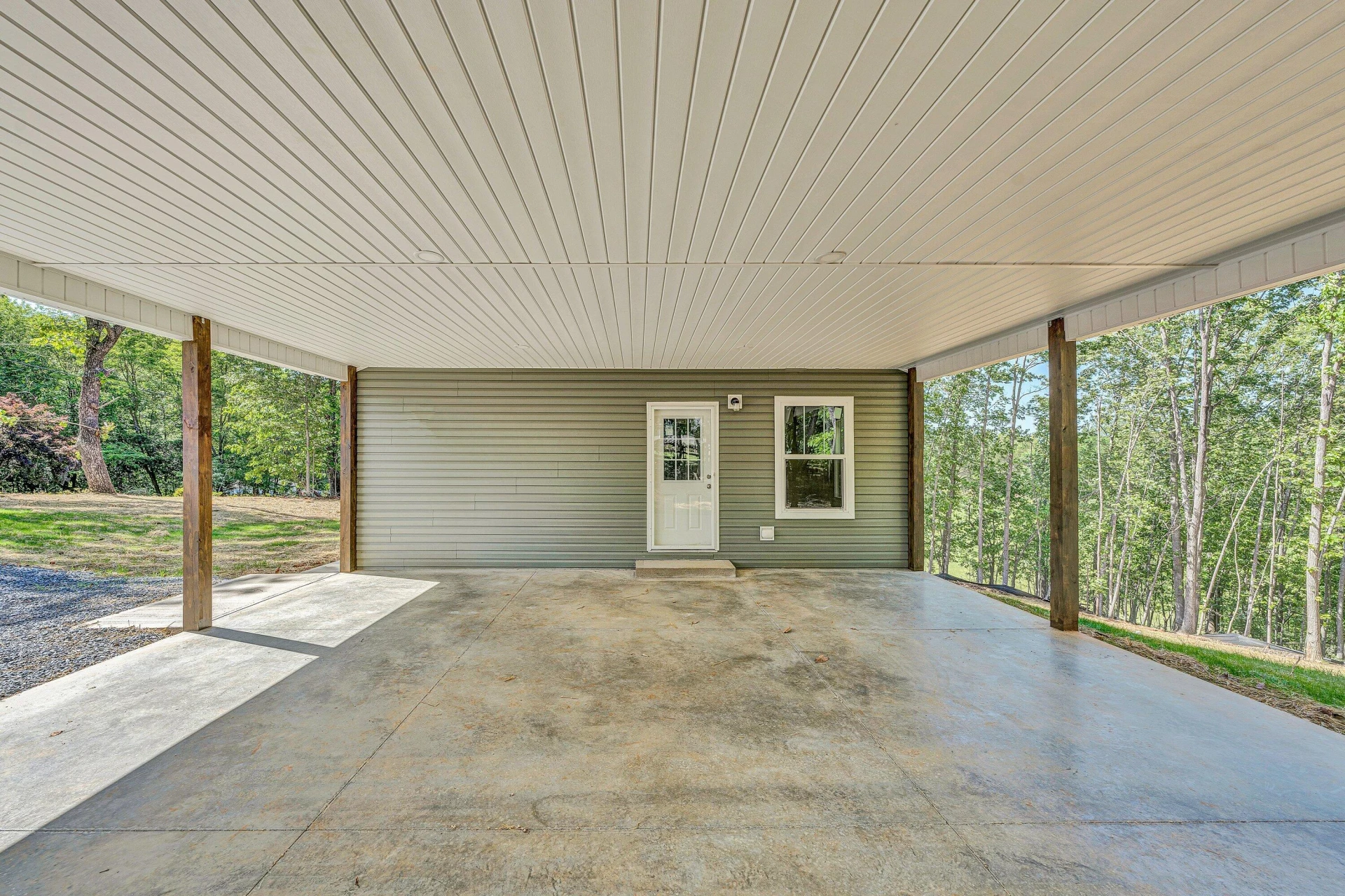 4924 Horseshoe Bend RD - Photo 3