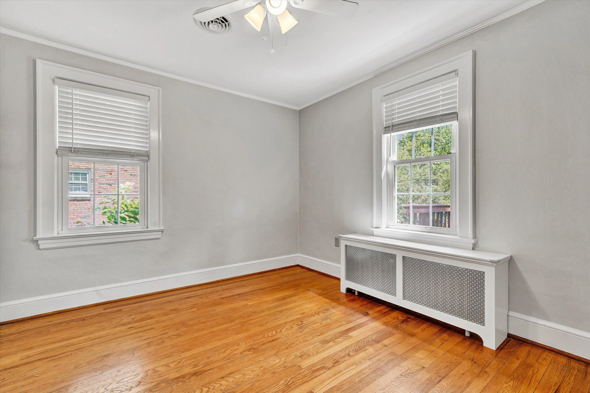 1668 Brandon AVE SW - Photo 27