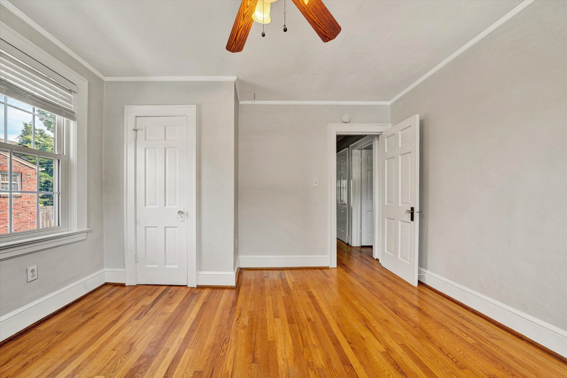 1668 Brandon AVE SW - Photo 31