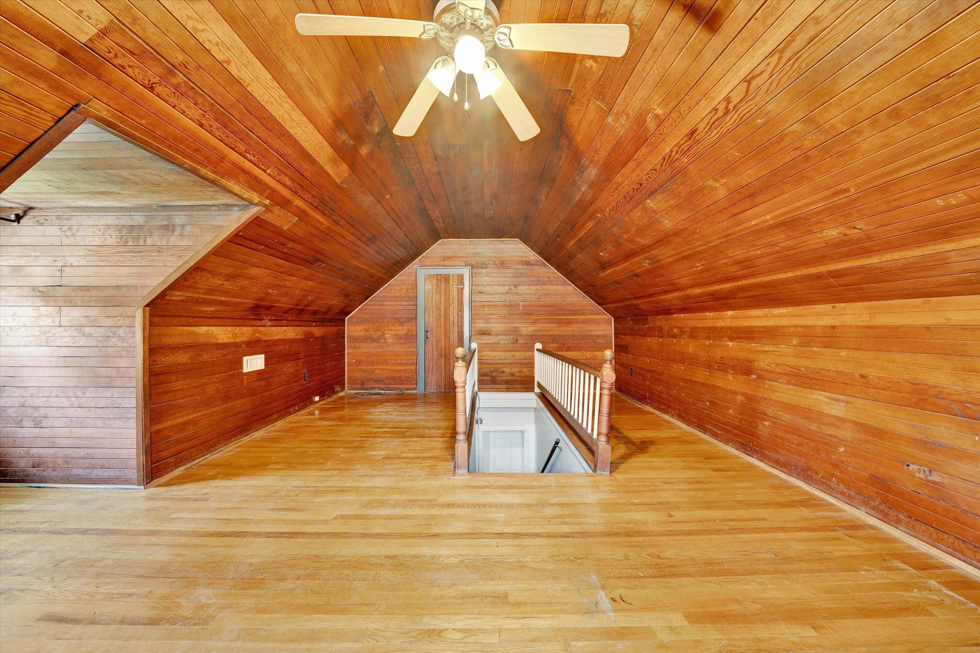 1668 Brandon AVE SW - Photo 32