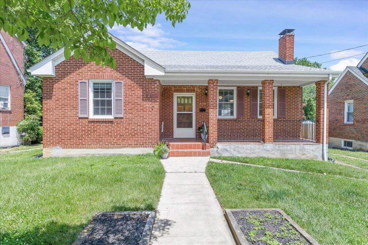 2514 Weaver RD SW