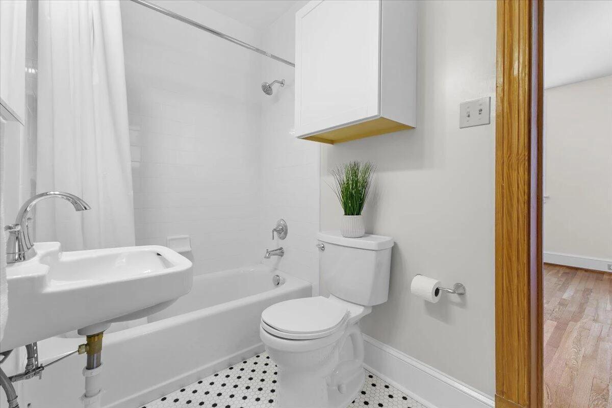 2514 Weaver RD SW - Photo 17