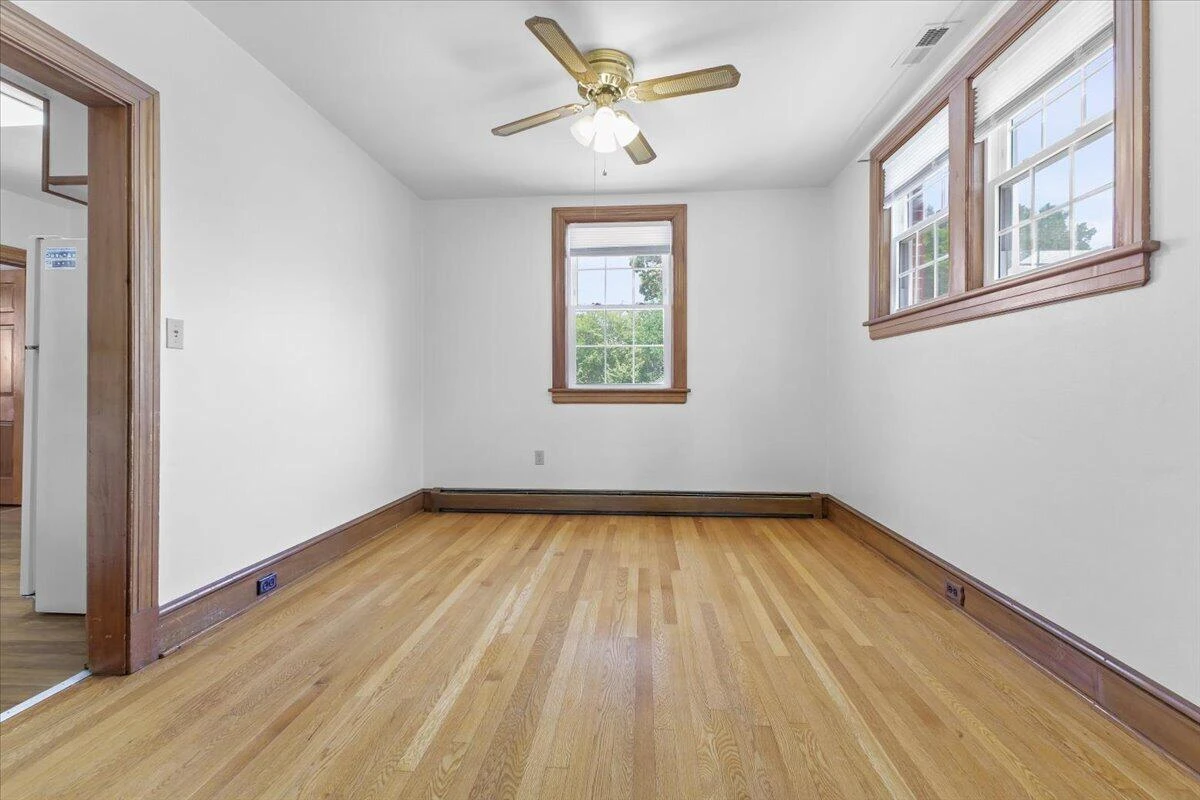 2514 Weaver RD SW - Photo 8