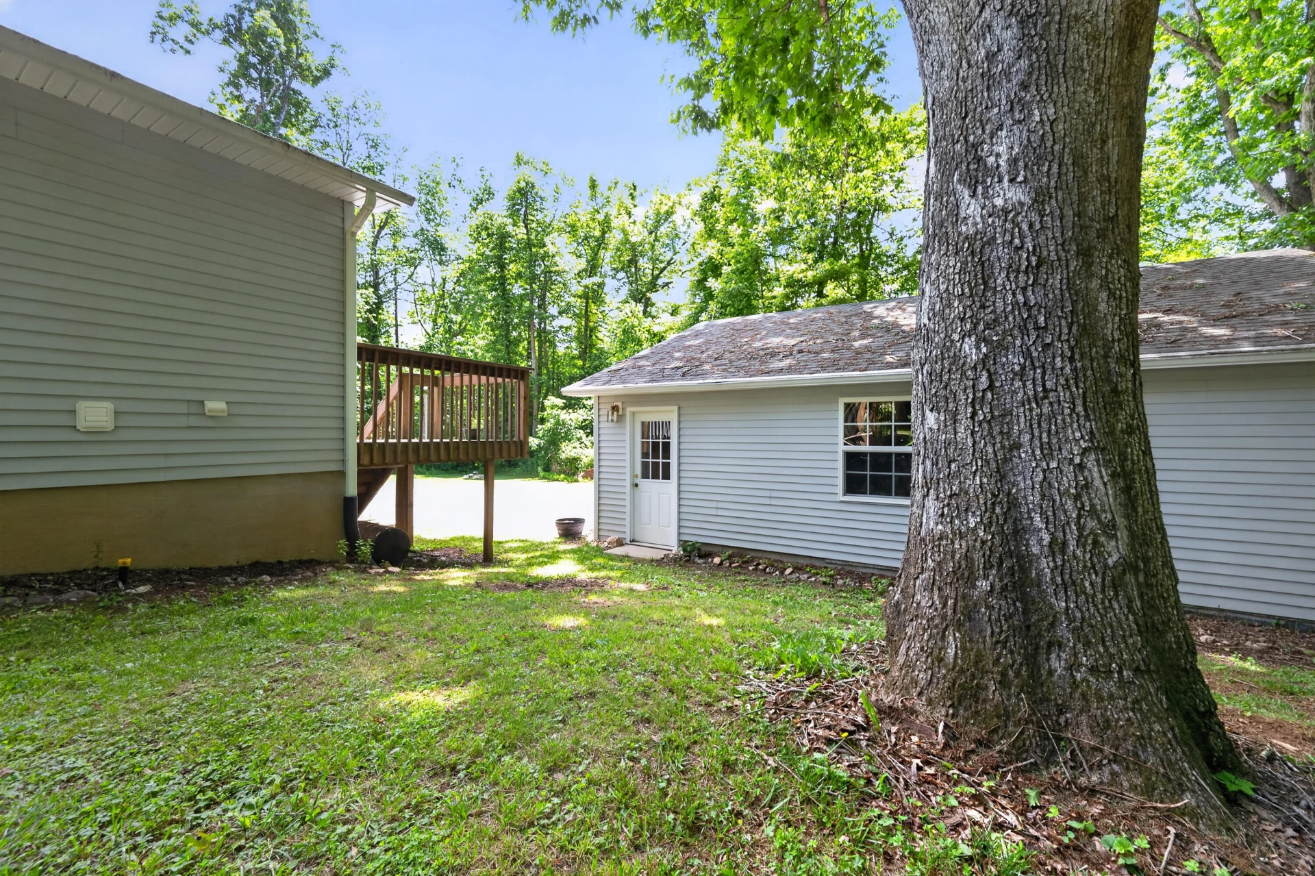 222 Greenwood LN SE - Photo 31