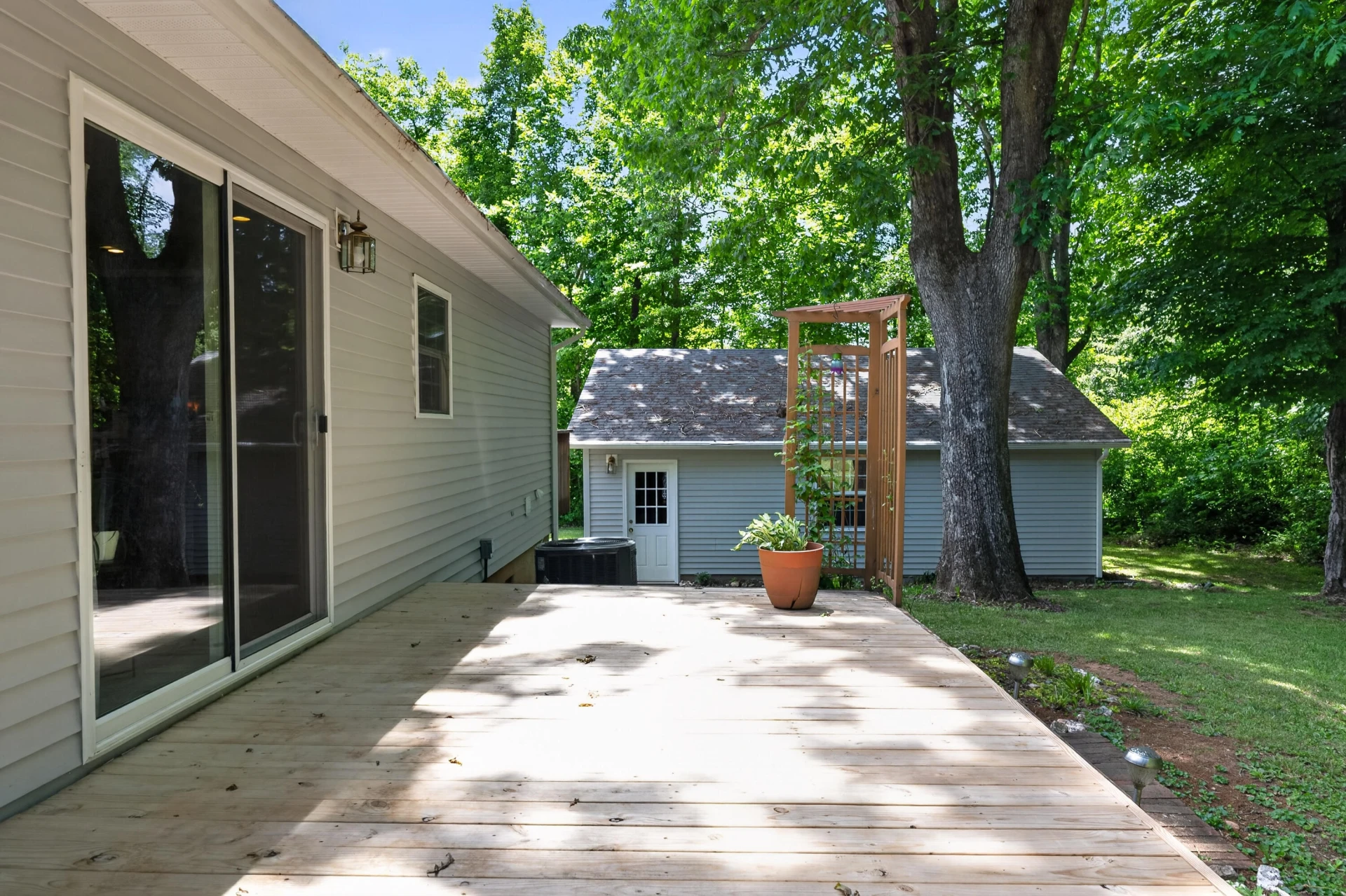 222 Greenwood LN SE - Photo 33