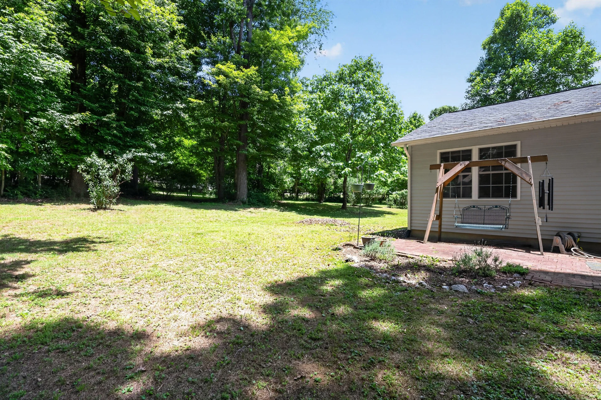 222 Greenwood LN SE - Photo 36