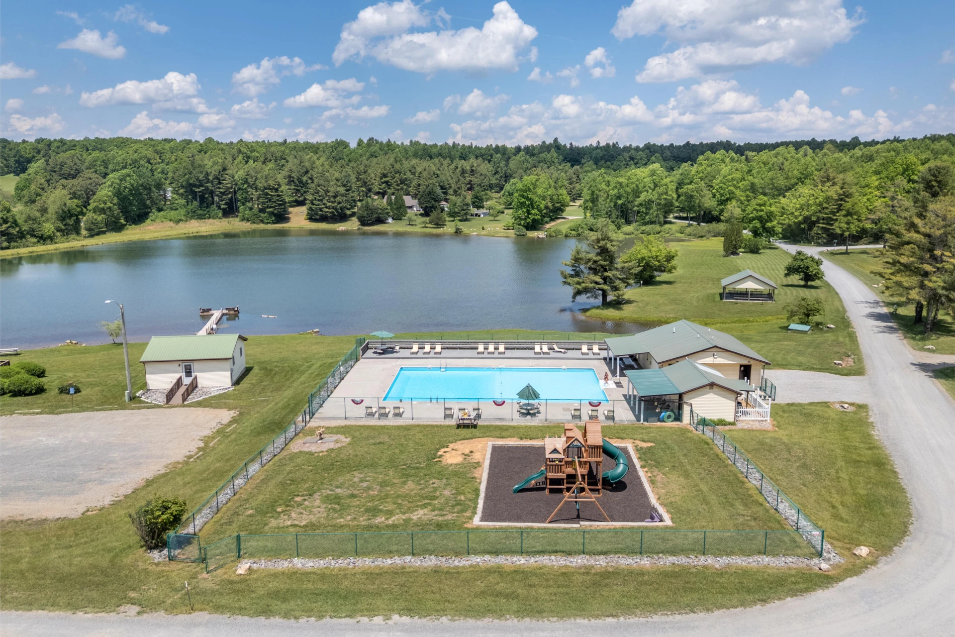 222 Greenwood LN SE - Photo 65