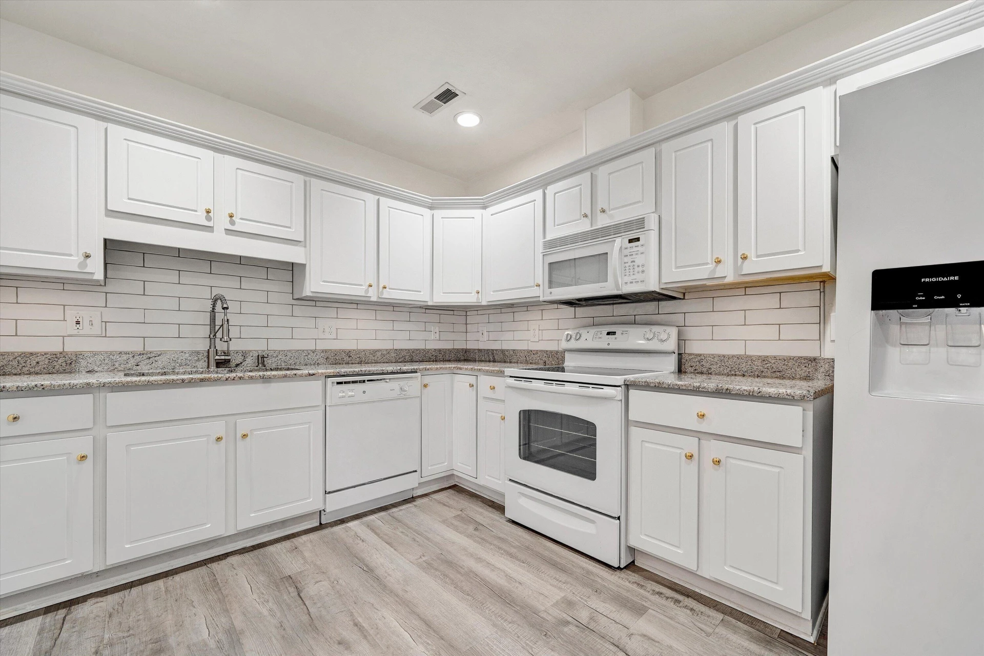 4438 Pheasant Ridge RD #APT 202 - Photo 23