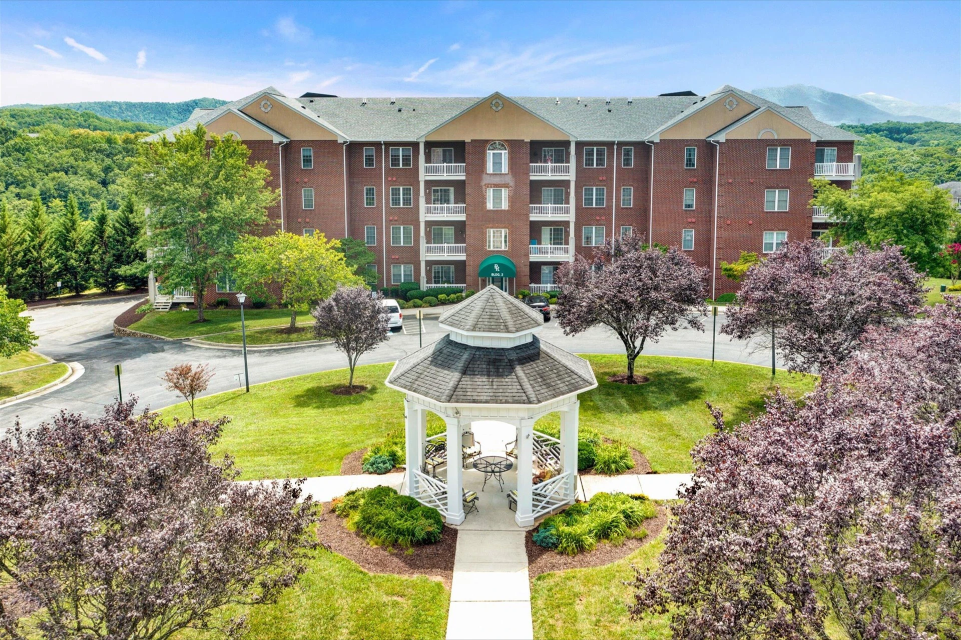 4438 Pheasant Ridge RD #APT 202 - Photo 4
