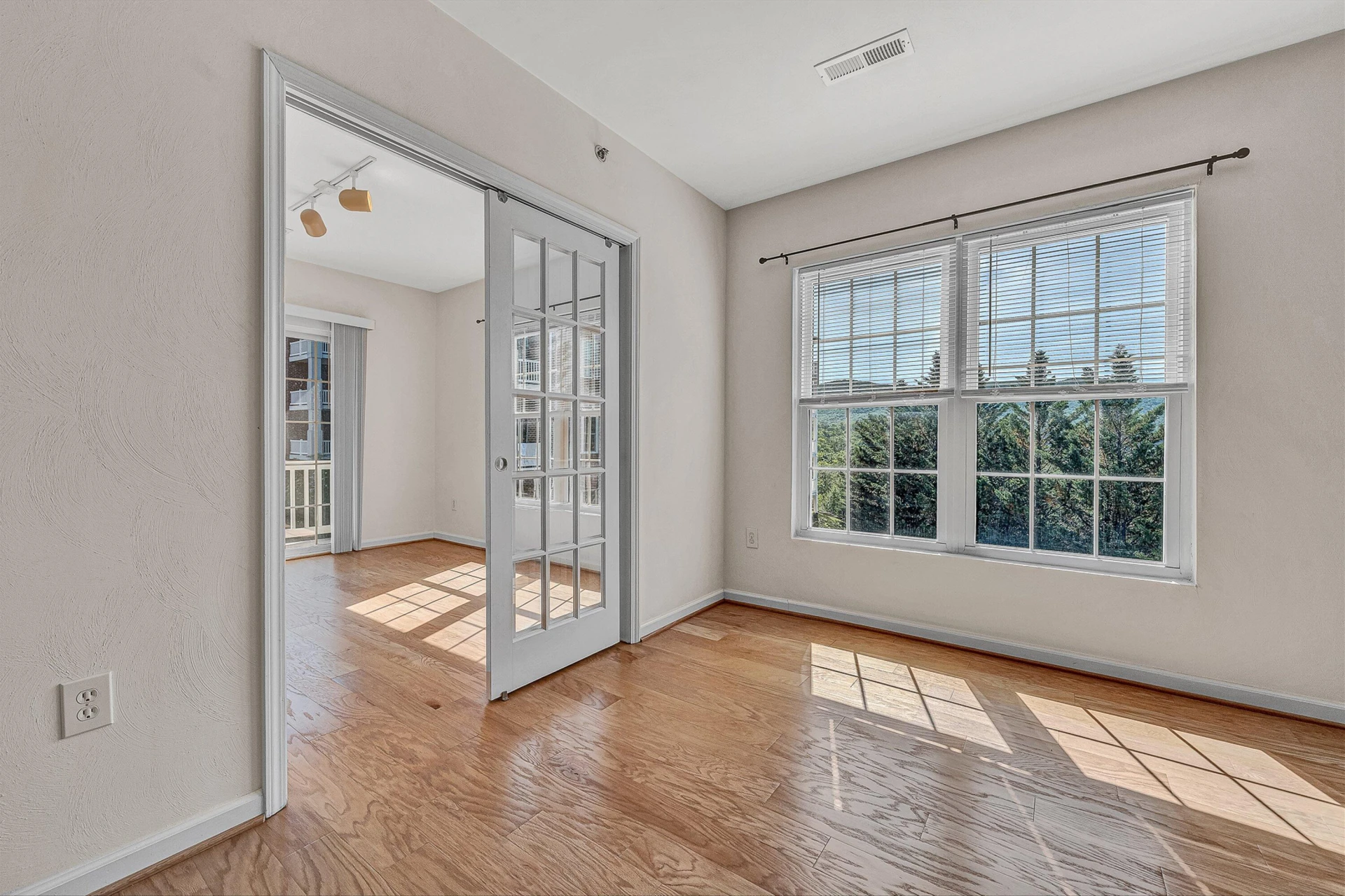 4438 Pheasant Ridge RD #APT 202 - Photo 39