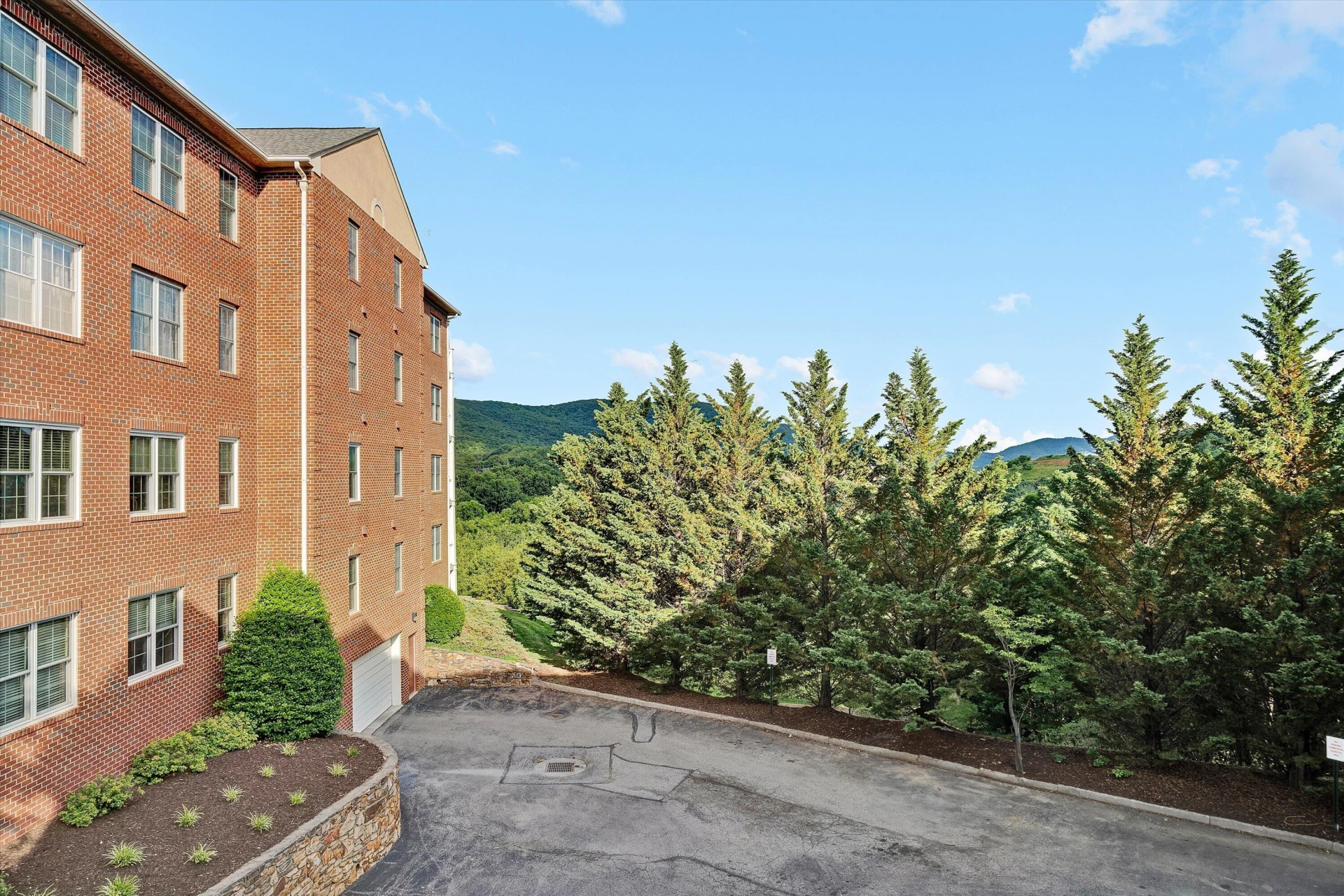 4438 Pheasant Ridge RD #APT 202 - Photo 43